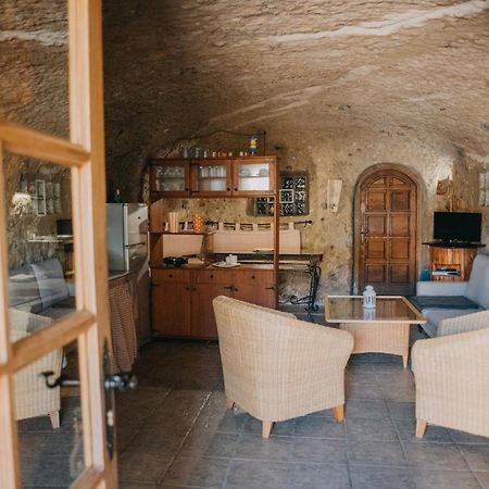Гостевой дом Casa Cueva El Mimo Артенара Экстерьер фото