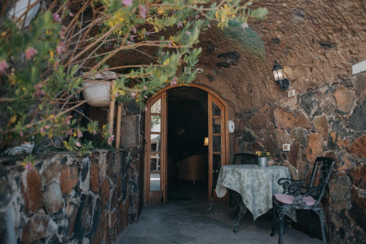Гостевой дом Casa Cueva El Mimo Артенара Экстерьер фото