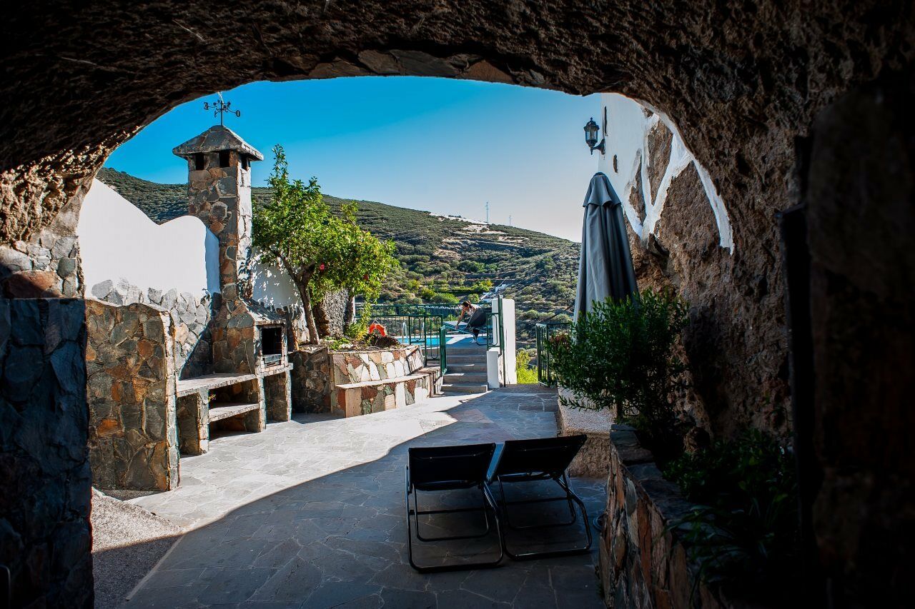 Гостевой дом Casa Cueva El Mimo Артенара Экстерьер фото